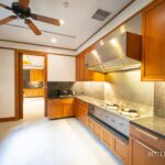 BE-S-KM-002_web12_Main_Level_Thai_Kitchen